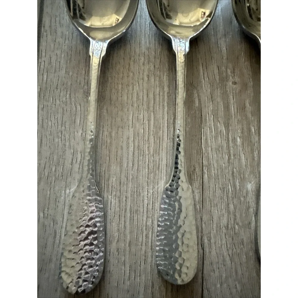 4 RETRONEU ARAGON Hammered 18/8 Stainless‎ Steel Place Soup SPOONS